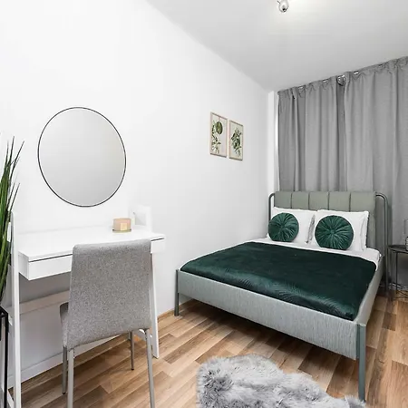 2-bed On Krochmalna *