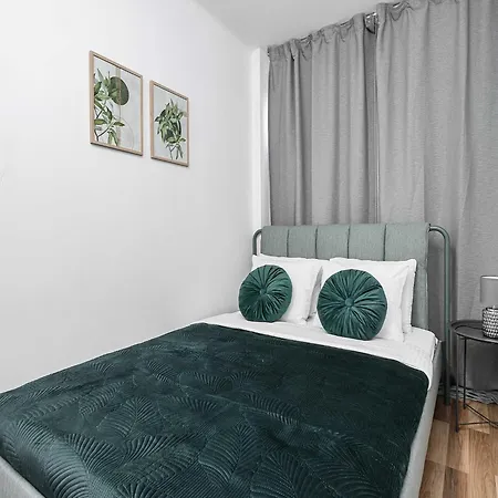 2-bed On Krochmalna Апартаменти Варшава